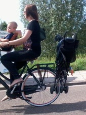 Fahrrad Mutter mit Kind